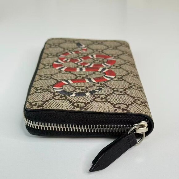 Gucci GG Logo Supreme Limited Edition Wallet with Snake Design - Picture 4 of 8